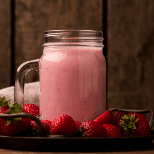 STRAWBERRY MILKSHAKE